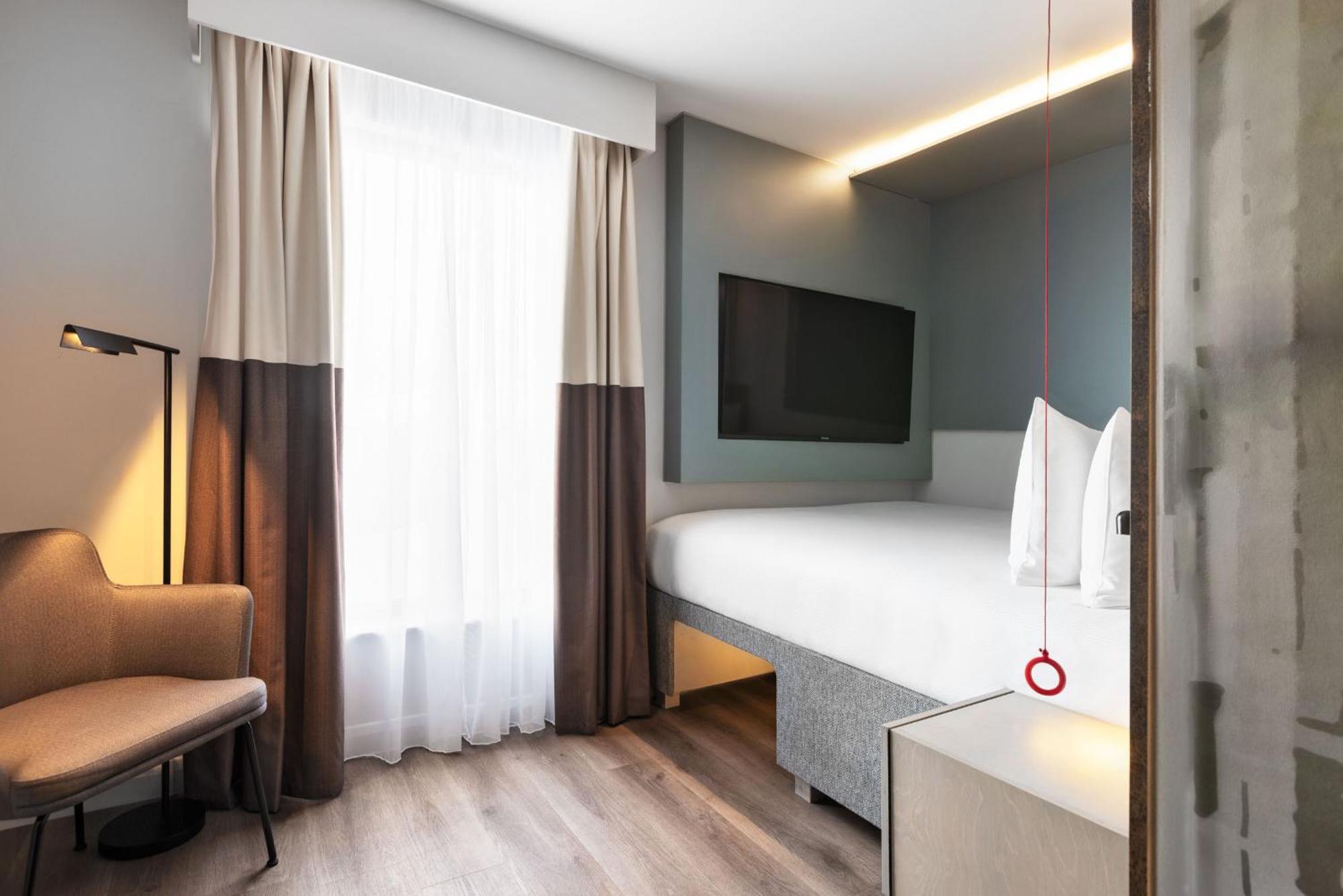 Spark By Hilton London Romford Exteriér fotografie