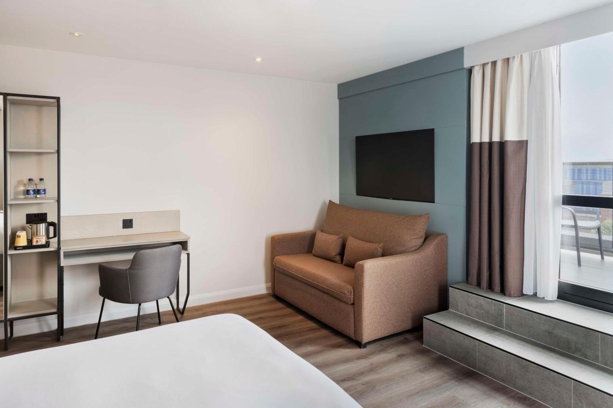 Spark By Hilton London Romford Exteriér fotografie