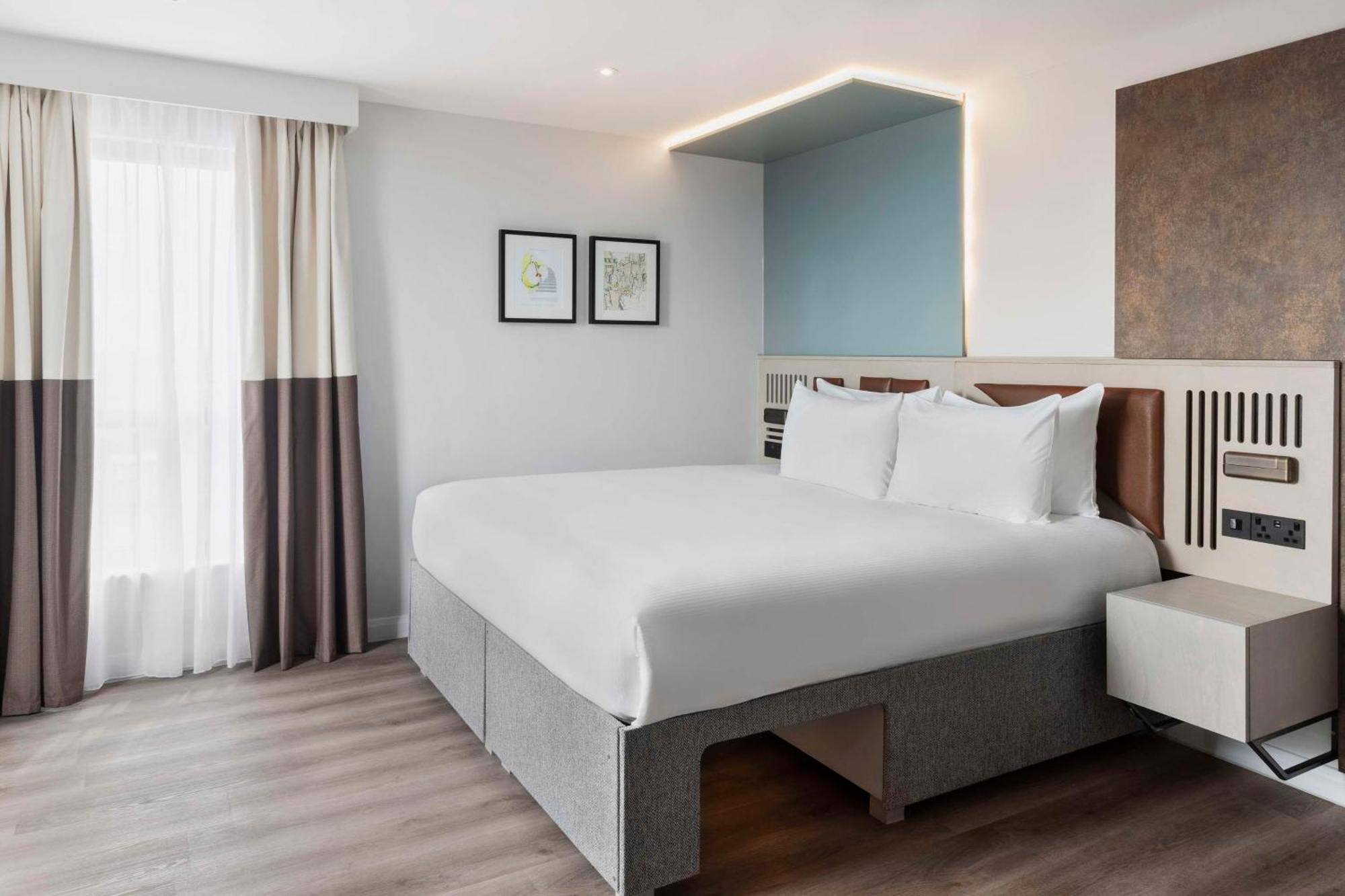 Spark By Hilton London Romford Exteriér fotografie
