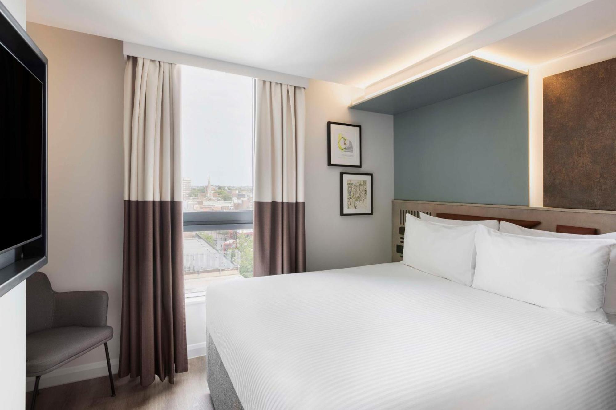 Spark By Hilton London Romford Exteriér fotografie
